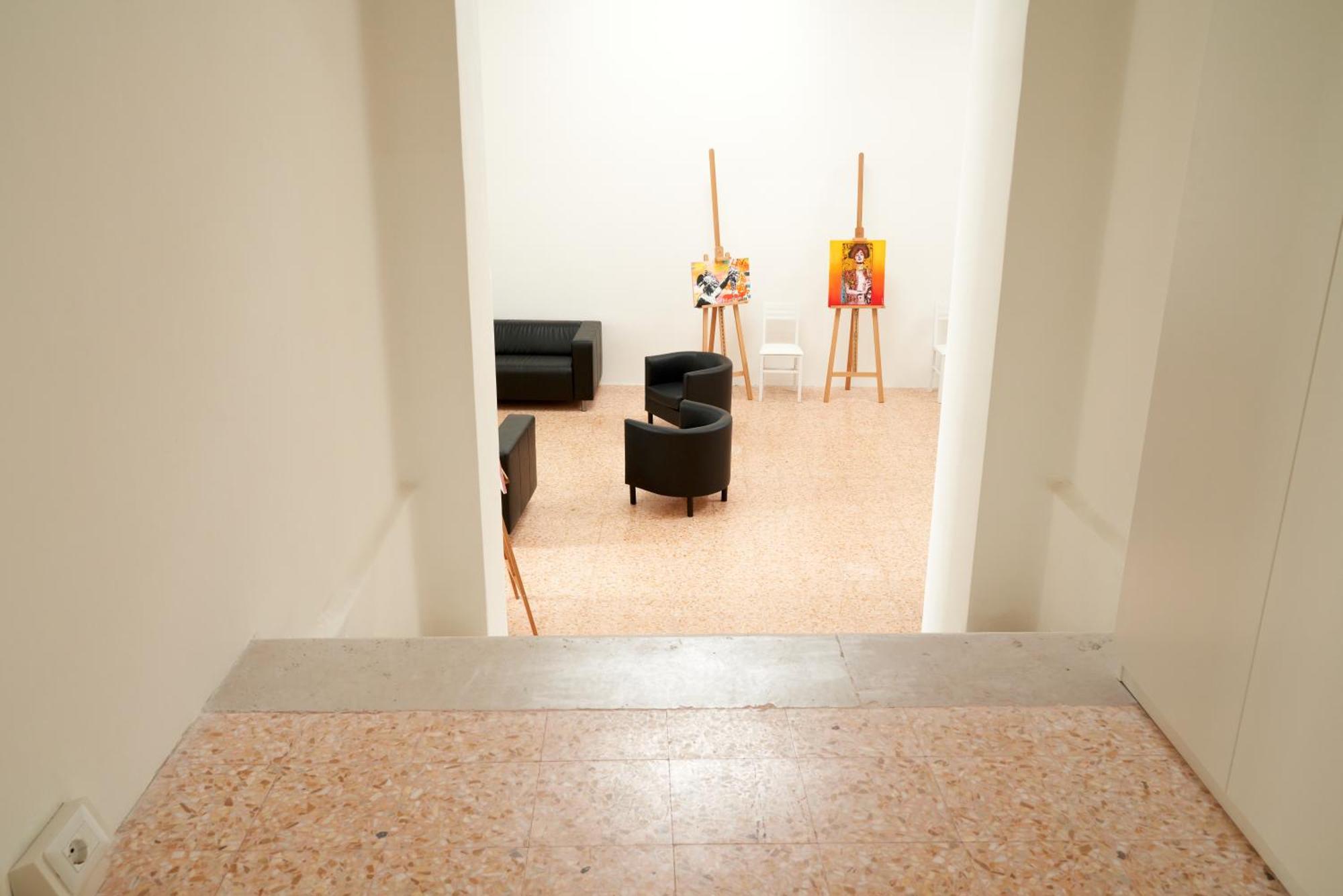 Hub Portanova Hostel Trani Exterior photo